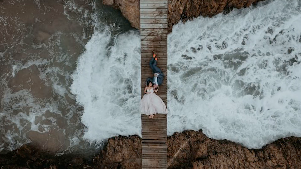 Discover top drone jobs for over 40: opportunities you should know about now.