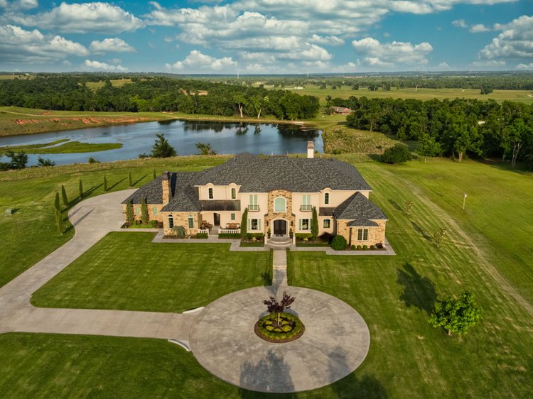 Experienced Professional Real Estate Photography In OKC by Str8 Shooters Photography