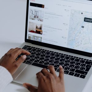 Airbnb Social Media Vertical Reel by Str8 Shooters Photography