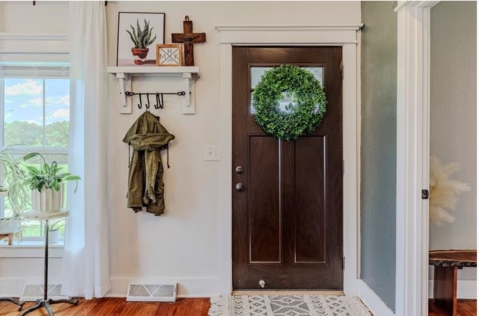 Essentials Real Estate by AB Photo