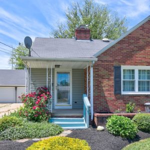 Residential – Modest | real Estate Photography by ideal imaging photography