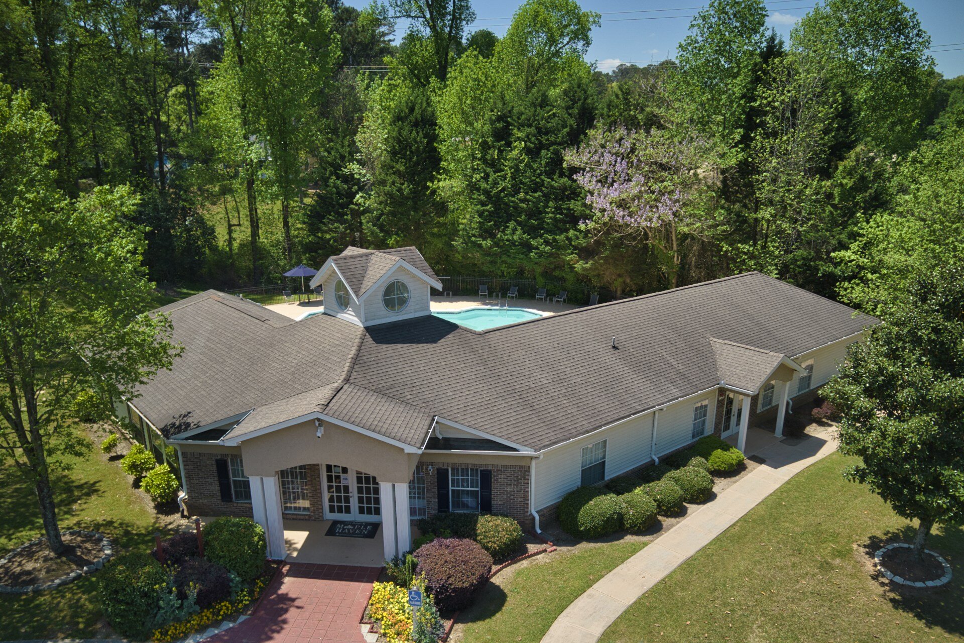 Real Estate Aerial Photography & Cinematic Property Videos