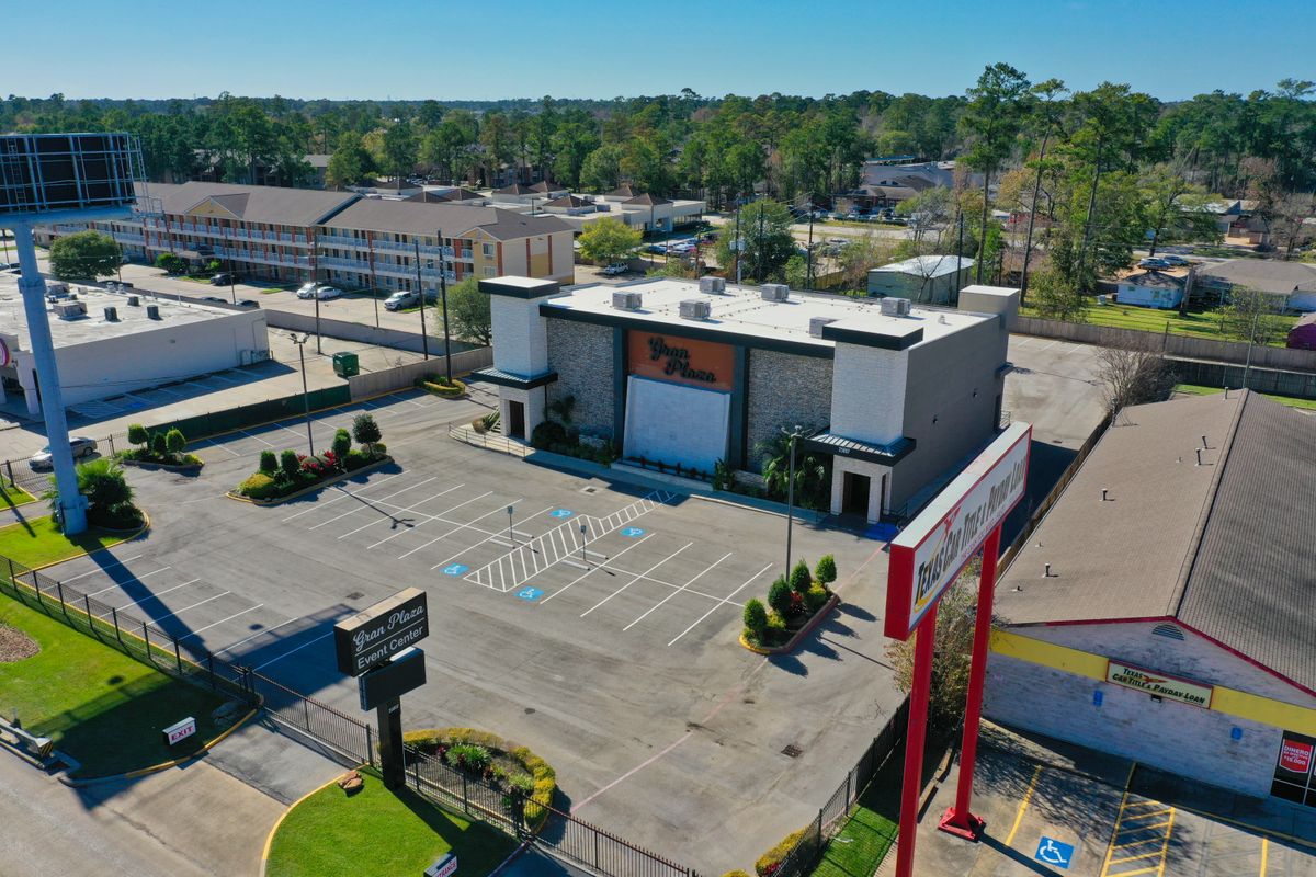 Commercial Real Estate Aerial Photography & Video in Houston, TX