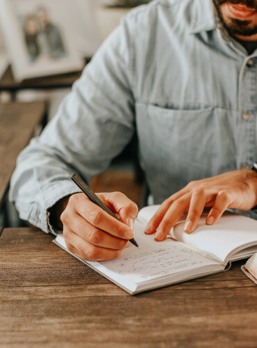 Biographies, Speeches & Corporate Professional Writing Services